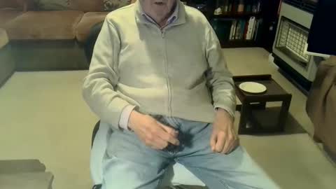 Snapshot of mistersilver66 chatting on 09.16.25 mistersilver66 online show from 09.16.25