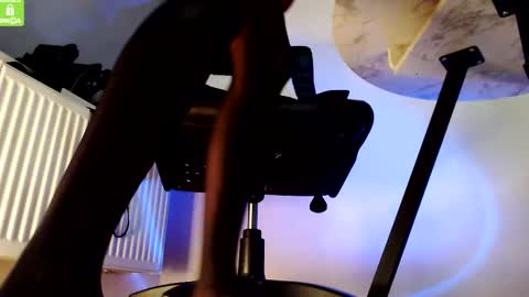 Snapshot of mistress__alice_ chatting on 10.11.25 Mistress Alice online show from 10.11.25