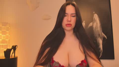 Snapshot of mistress_ninaohnina chatting on 12.22.24 Mistress Nina online show from 12.22.24