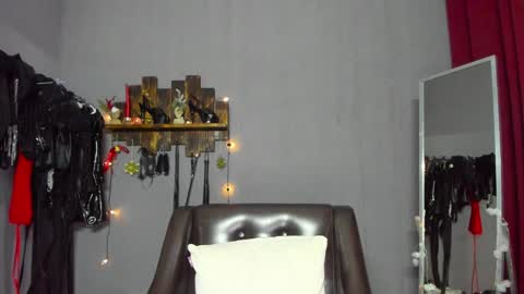 Mistress Pamela online show from 12.25.24