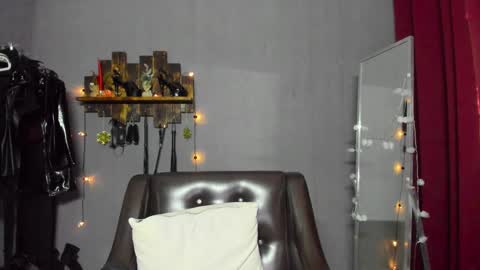 Mistress Pamela online show from 01.17.25