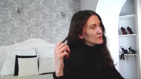 Mistress Pamela online show from 11.28.25