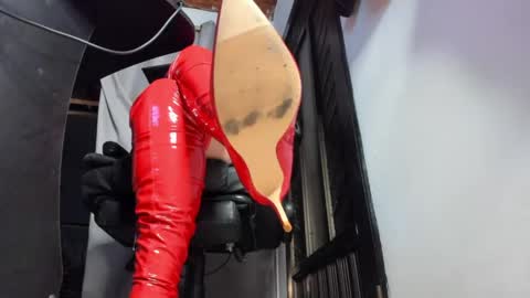 Snapshot of mistressanna_ chatting on 06.04.26 Mistress Anna Alves online show from 06.04.26