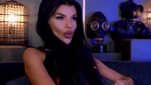 Snapshot of mistresselenia chatting on 09.13.25 Elenia online show from 09.13.25