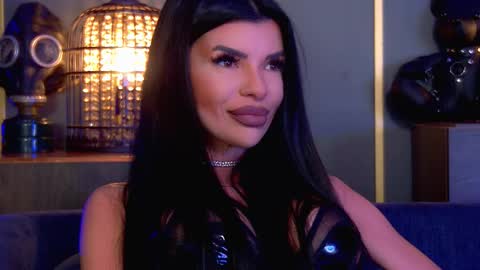 Elenia online show from 02.28.26