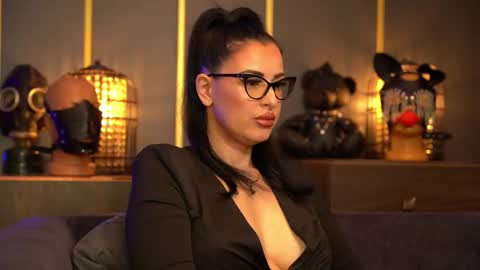 Mistress Kelly online show from 02.19.26