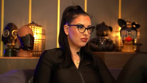 Mistress Kelly online show from 02.21.26