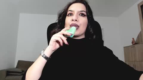 YourGoddessM online show from 12.06.24