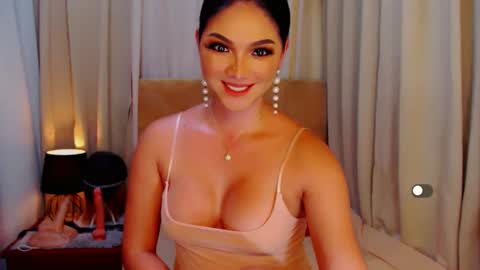 Snapshot of mistressseductionleah chatting on 12.05.24 Leah online show from 12.05.24