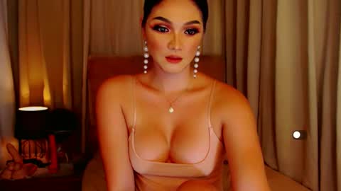 Snapshot of mistressseductionleah chatting on 12.14.24 Leah online show from 12.14.24