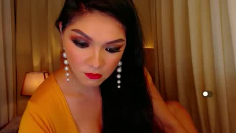 Leah online show from 04.18.26