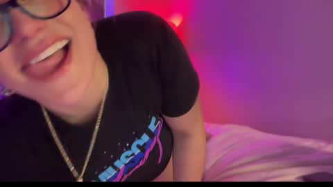 Miss X online show from 02.12.25