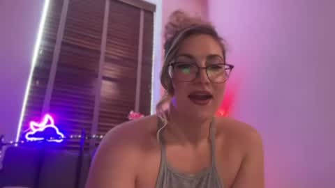 Snapshot of mistresssx chatting on 06.24.26 Miss X online show from 06.24.26