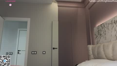 Snapshot of misty_roseee chatting on 01.24.25 misty_roseee online show from 01.24.25