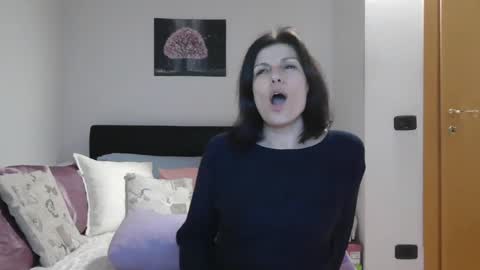 MISXY500310 online show from 02.01.25