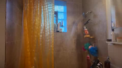 MichelleBunny7 online show from 12.17.25