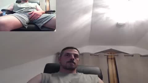 Snapshot of mitsch01 chatting on 06.06.26 Mitsch online show from 06.06.26