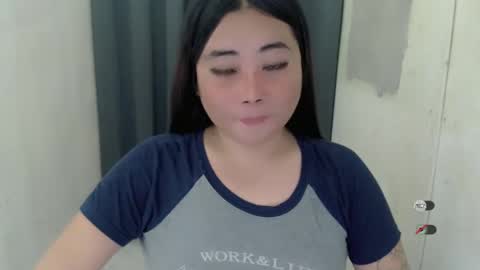 Snapshot of miya_licious chatting on 01.24.25 cassie marie online show from 01.24.25