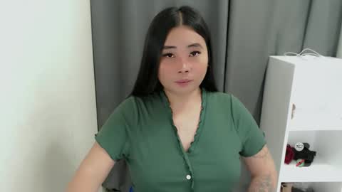 Snapshot of miya_licious chatting on 05.19.26 cassie marie online show from 05.19.26