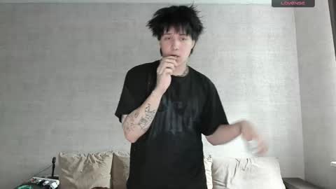 MeowMiku online show from 11.16.25