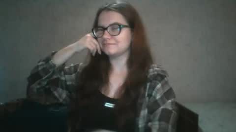 Snapshot of miyabe chatting on 12.28.24 Milana online show from 12.28.24