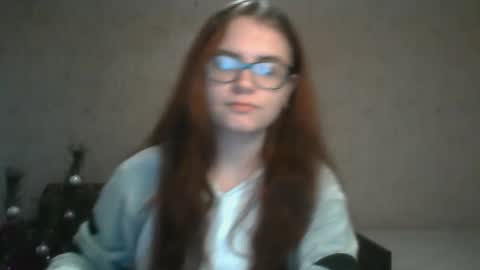 Snapshot of miyabe chatting on 01.08.25 Milana online show from 01.08.25