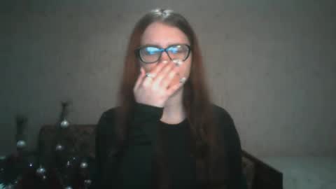 Snapshot of miyabe chatting on 01.19.25 Milana online show from 01.19.25