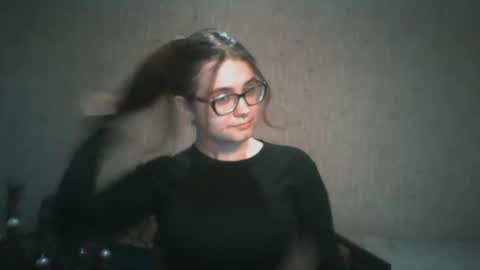 Snapshot of miyabe chatting on 01.26.25 Milana online show from 01.26.25