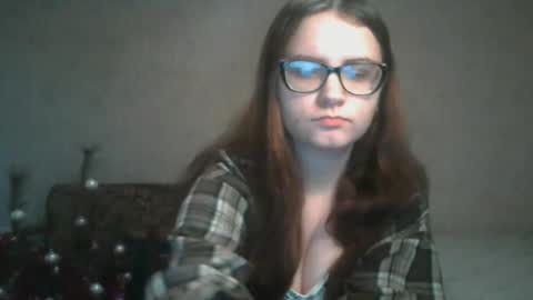 Snapshot of miyabe chatting on 02.03.25 Milana online show from 02.03.25