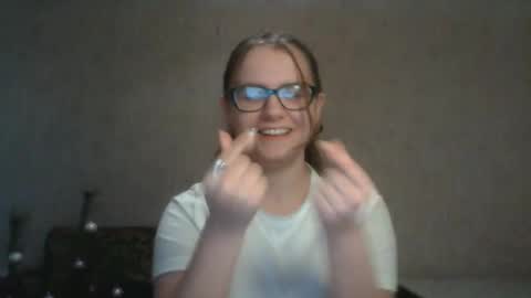 Snapshot of miyabe chatting on 02.06.25 Milana online show from 02.06.25