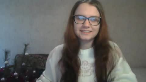 Snapshot of miyabe chatting on 02.08.25 Milana online show from 02.08.25