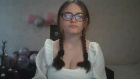 Snapshot of miyabe chatting on 02.28.25 Milana online show from 02.28.25