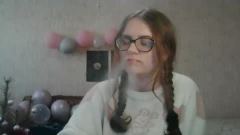 Snapshot of miyabe chatting on 03.01.25 Milana online show from 03.01.25