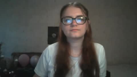 Snapshot of miyabe chatting on 03.07.25 Milana online show from 03.07.25