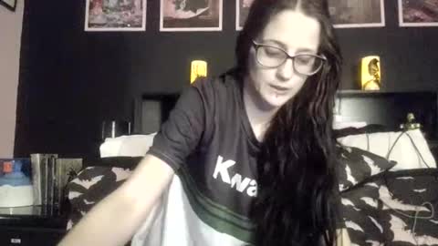 Mizz Bonez online show from 01.17.26