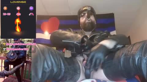 SMOKINsnakeEYEZ online show from 02.08.25