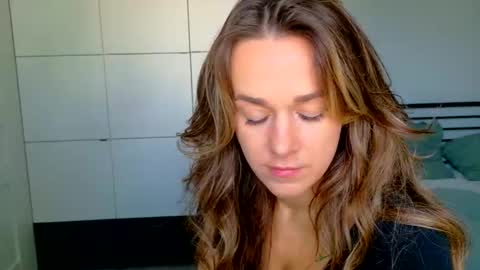 mmminnie online show from 11.05.25