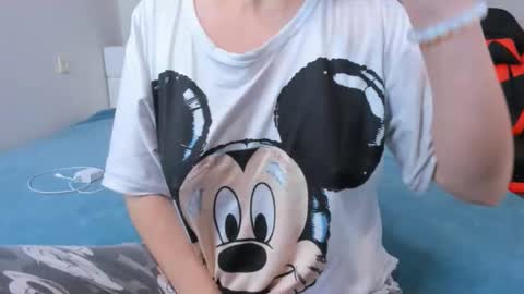 Snapshot of mmmmmargo chatting on 10.31.25 Margo online show from 10.31.25