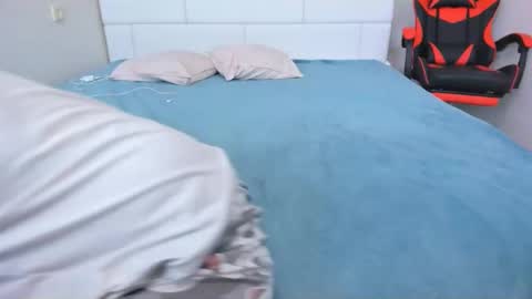 Snapshot of mmmmmargo chatting on 11.15.25 Margo online show from 11.15.25