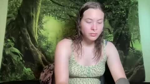 Snapshot of mo0n_goddess chatting on 07.10.26 Misty online show from 07.10.26