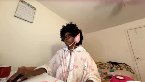 Snapshot of mochamimi chatting on 05.07.26 Mocha BDAY JAN 13 online show from 05.07.26
