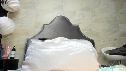 Sophia  online show from 02.17.26