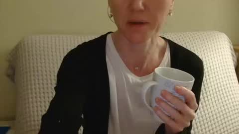 Aurora online show from 02.12.26