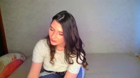 Snapshot of modestlily chatting on 02.10.26 modestlily online show from 02.10.26