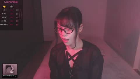 Snapshot of modjo_ chatting on 06.20.26 Modjo online show from 06.20.26