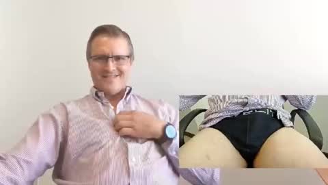 Moe online show from 10.22.25