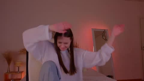 Molly online show from 12.07.24