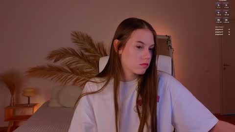 Molly online show from 12.12.24