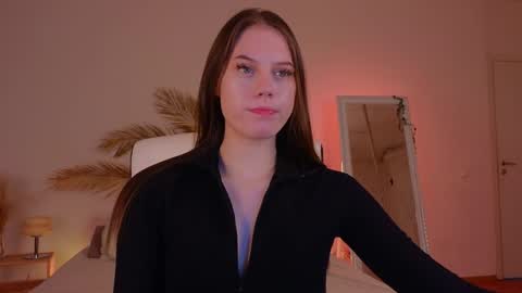 Molly online show from 12.16.24