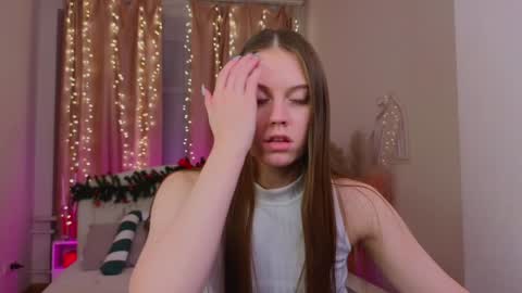 Molly online show from 01.04.25